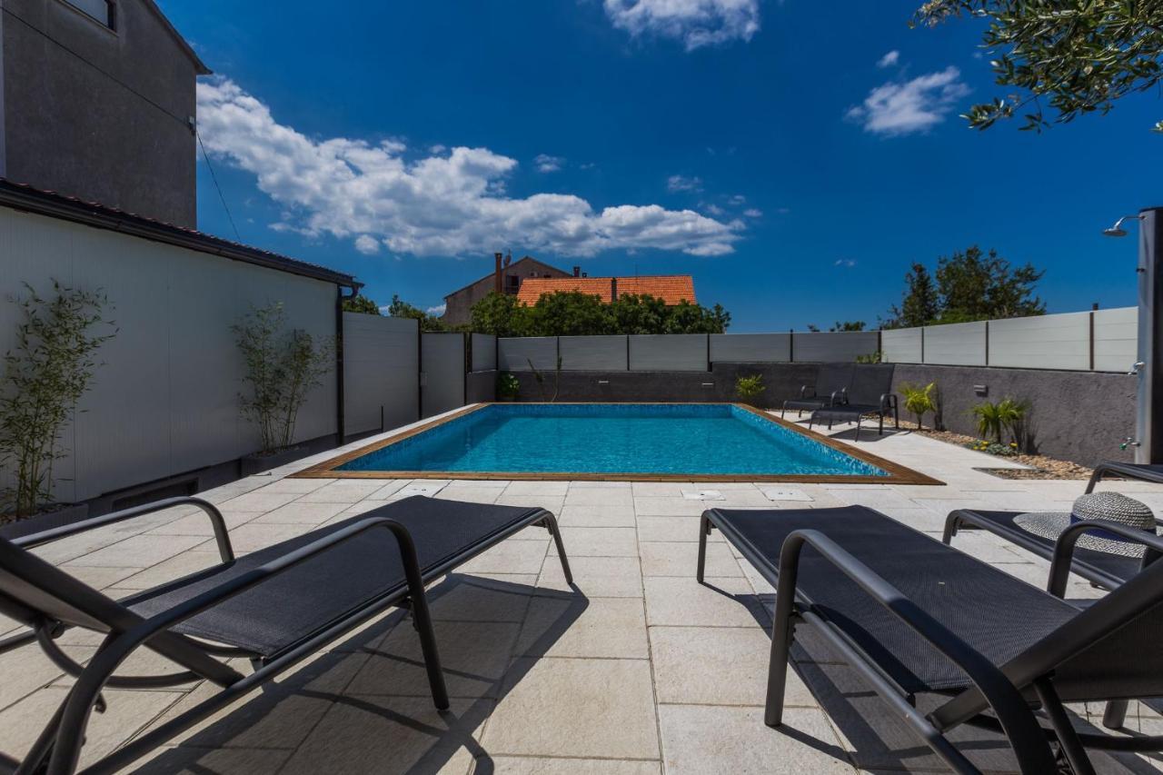 Katina Apartment With Private Pool Zadar Exterior foto